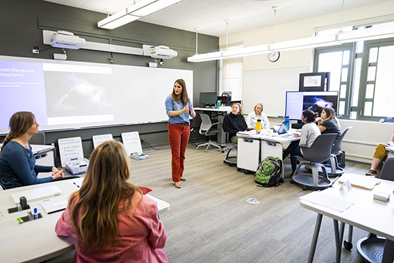 Leah Wood leads the EDUC 546 class: Reading and Language Arts Instruction in Special Education in the School of Education's EdTech Lab in November 2019. Joe Johnston