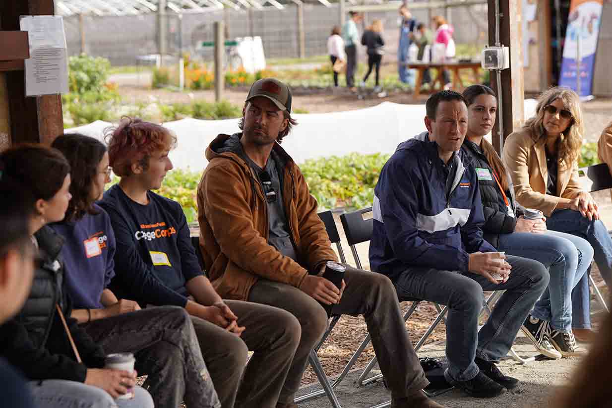 A roundtable at the SLO City Farm with the chief service officer of the program and students from Cal Poly's College Corps.