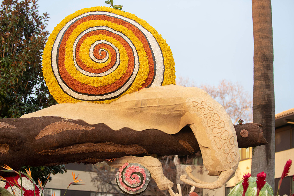 A snail on the 2023 Cal Poly Rose Float