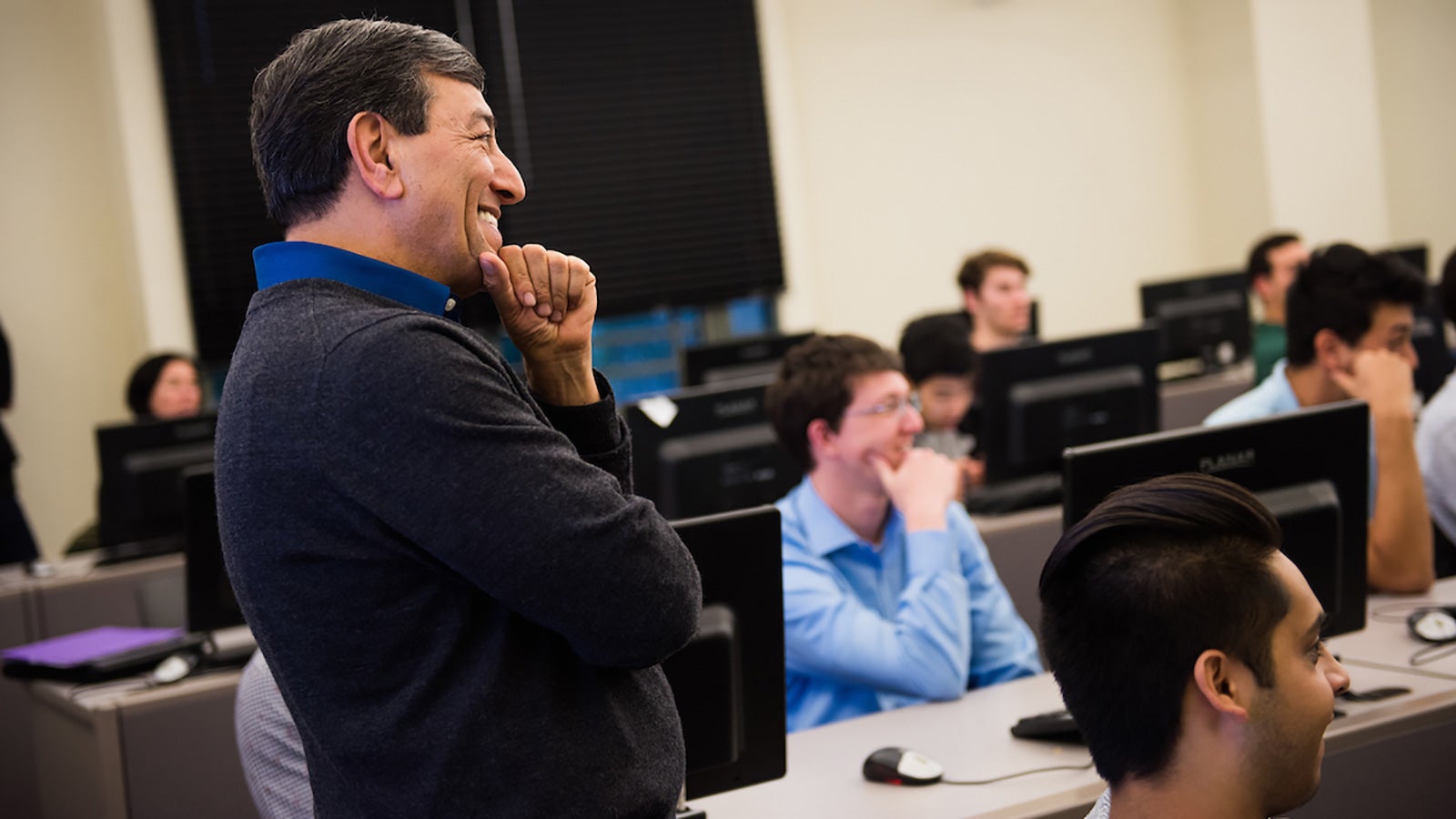 Cyrus A. Ramezani, Professor of Finance, with class