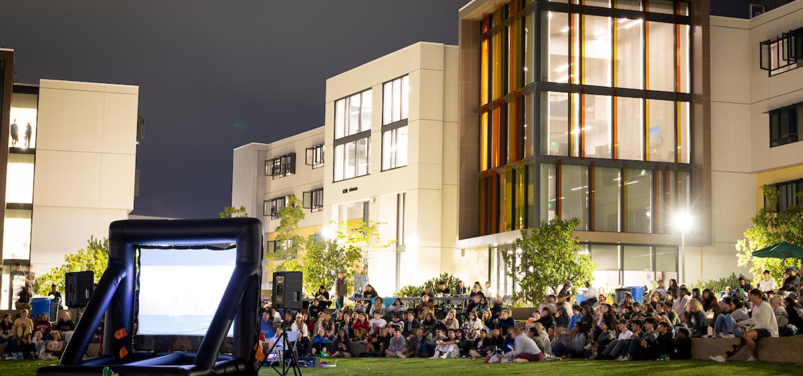 WOW groups gathered for a movie night on the yakʔitʸutʸu lawn. 