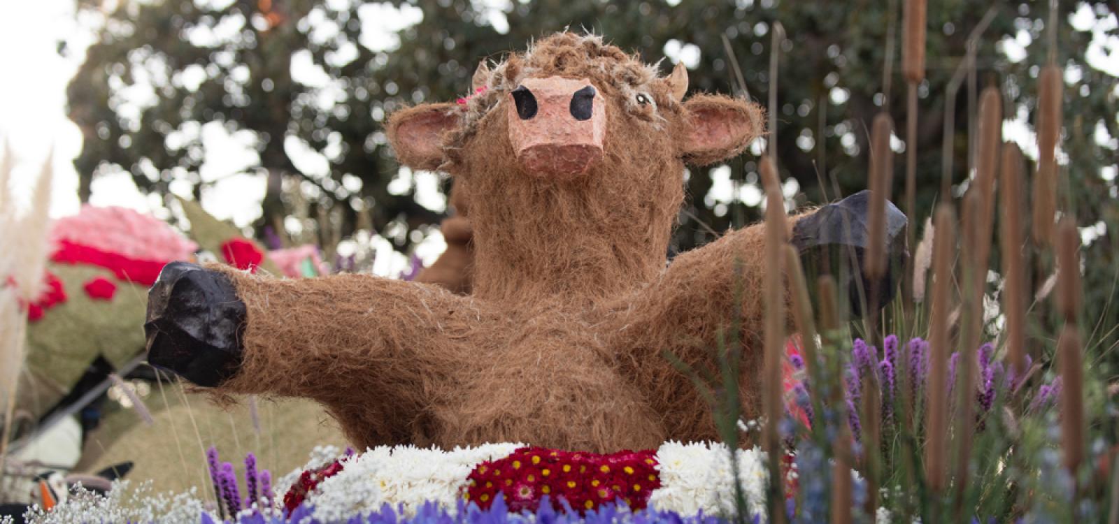 Cal Poly Float Receives Leishman Public Spirit Award at 2025 Rose