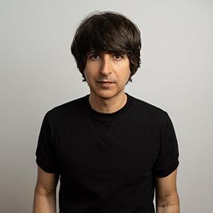 A headshot of Demetri Martin.